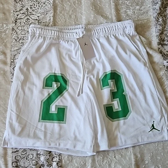 Nike Jordan Mesh GFX Short - XL - Picture 1 of 13